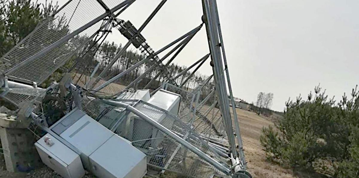 Foliarze przewrócili maszt telefonii komórkowej? Policja szuka sprawców