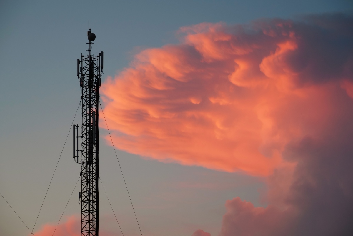 Orange wciąż rozbudowuje pomarańczową sieć LTE