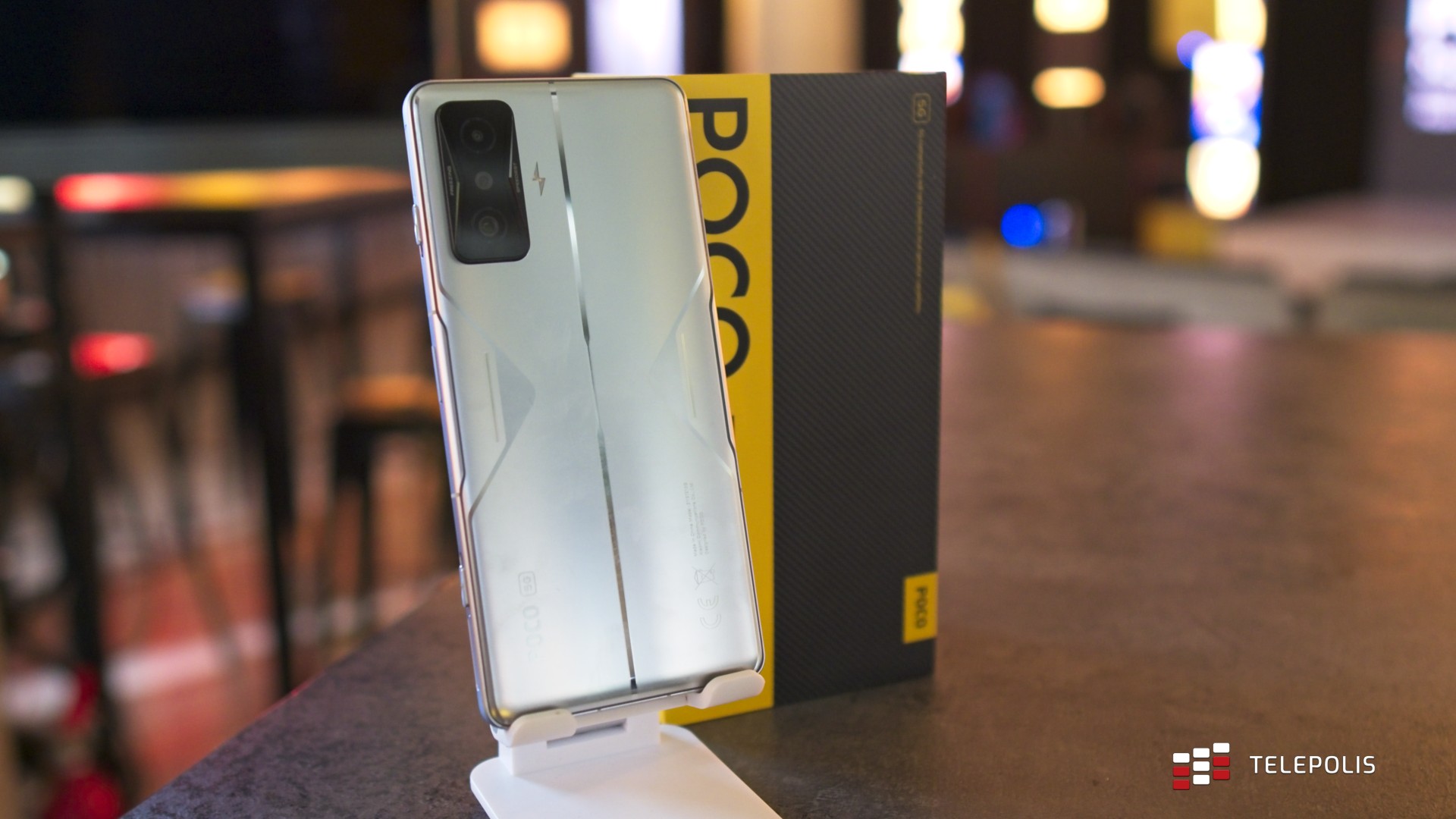 Potwór, nie smartfon! Xiaomi POCO F4 GT debiutuje w Polsce