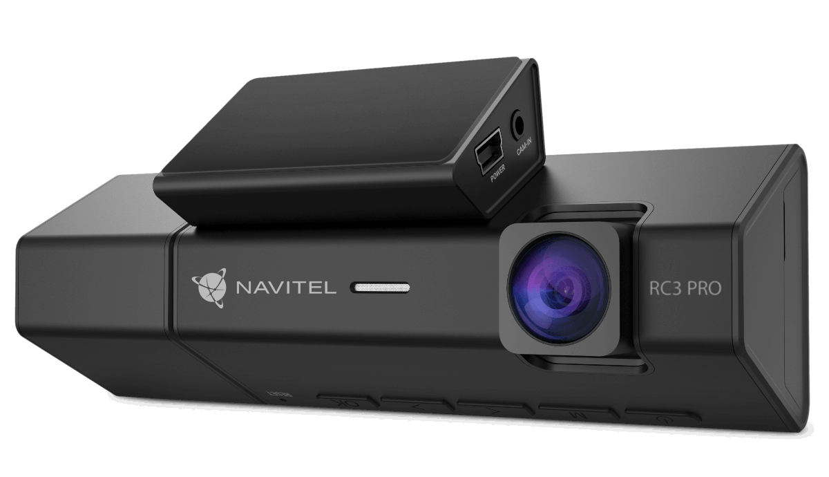 Rejestrator Navitel RC3 Pro ma trzy kamery.  Po co aż tyle?