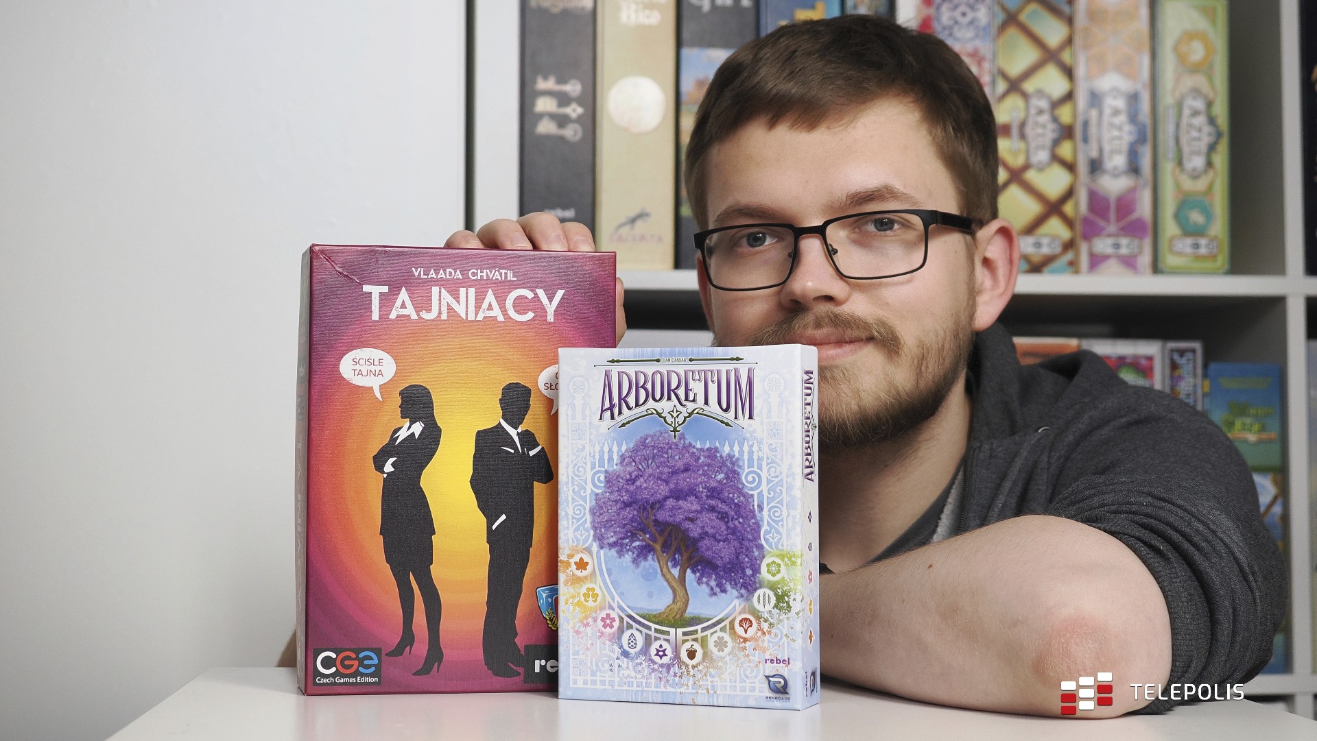 Najlepsze gry planszowe na urlop. Zmieścisz je w każdym plecaku