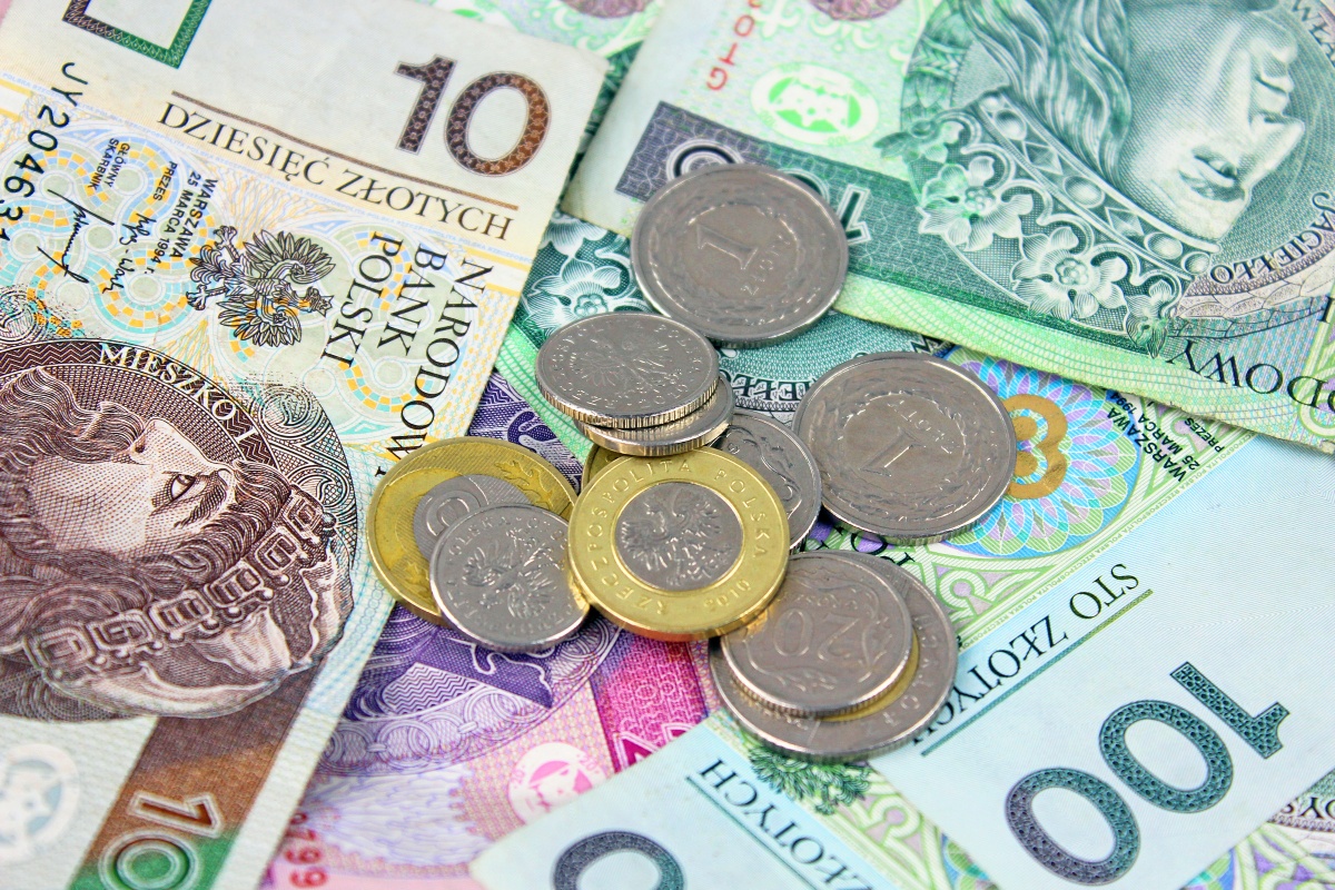 Rząd chce łatwiejszych zwrotów pieniędzy. Telekomy mówią nie