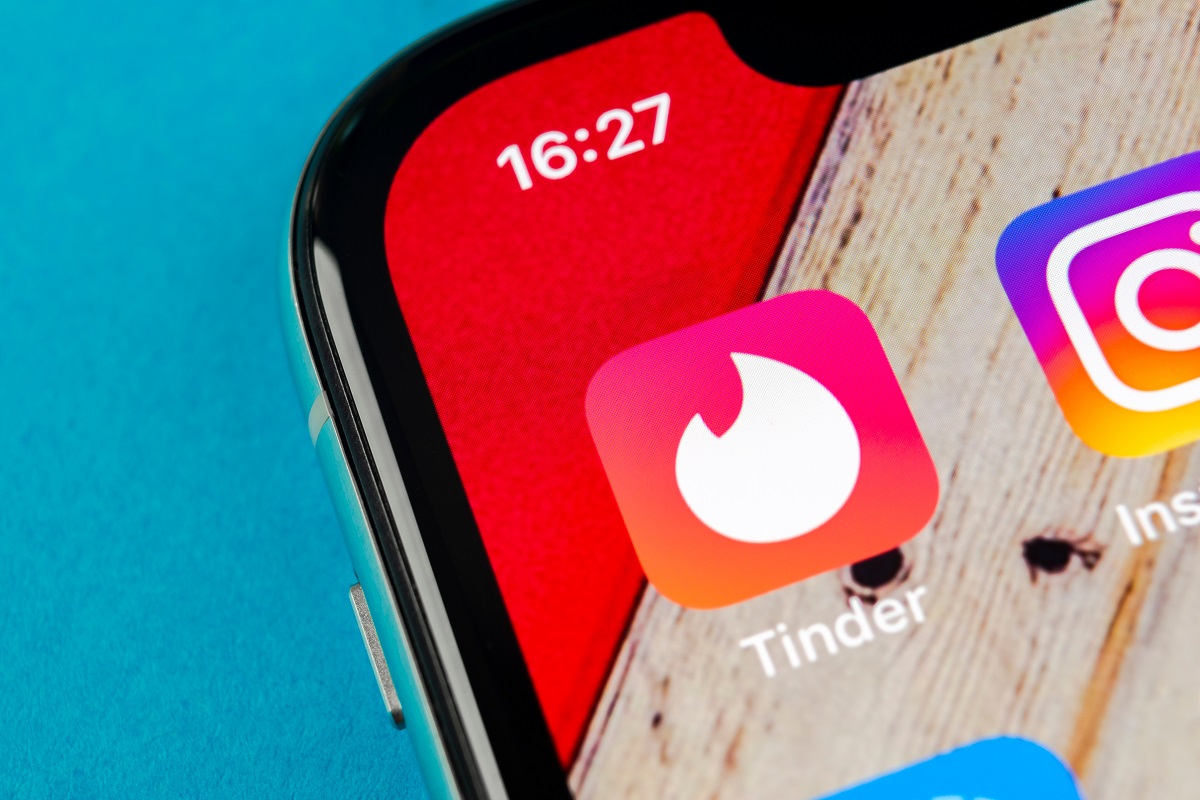 Tinder żąda przywilejów w Google Play. I je dostaje