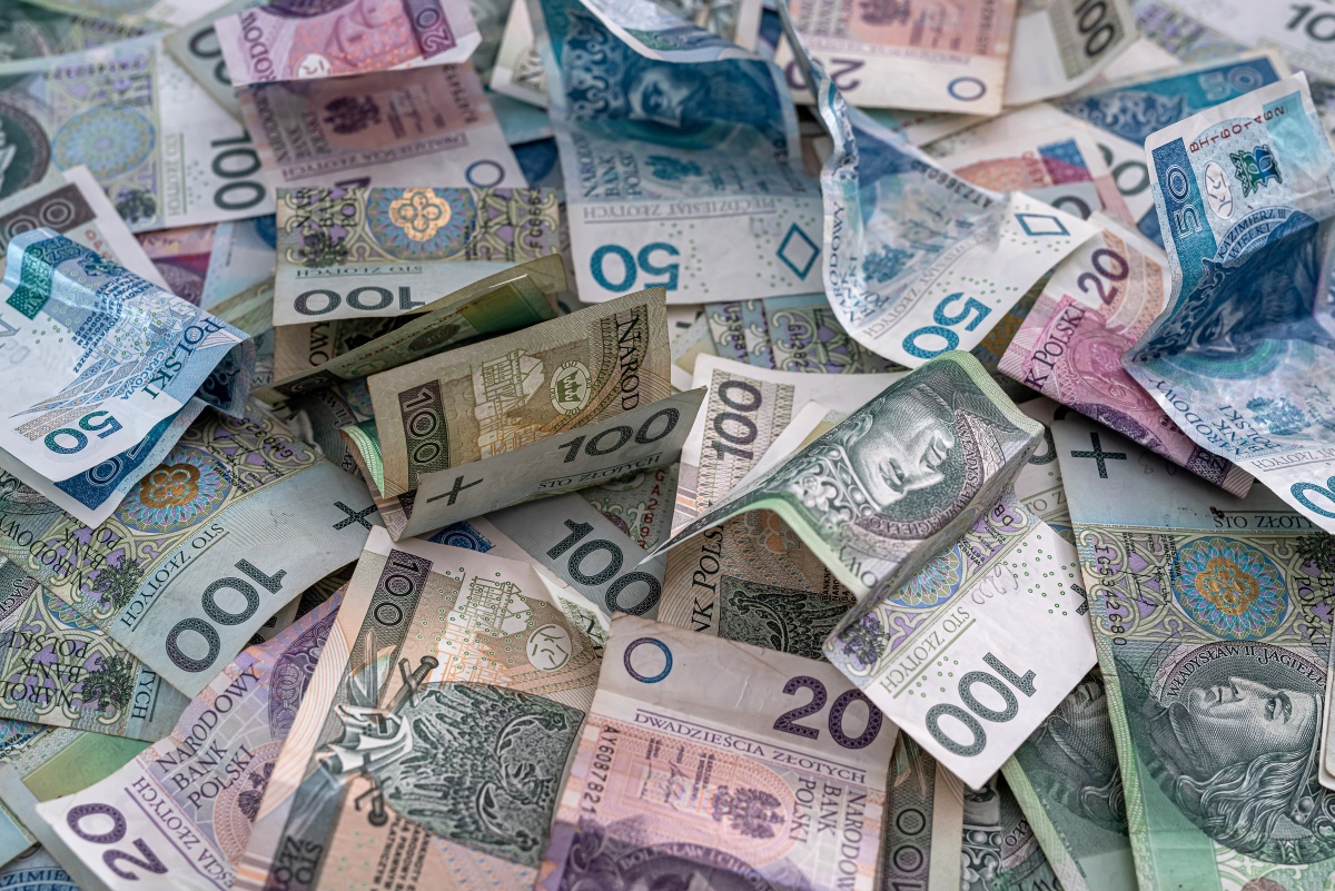 Atak na pieniądze Polaków. Zagrożeni klienci wszystkich banków