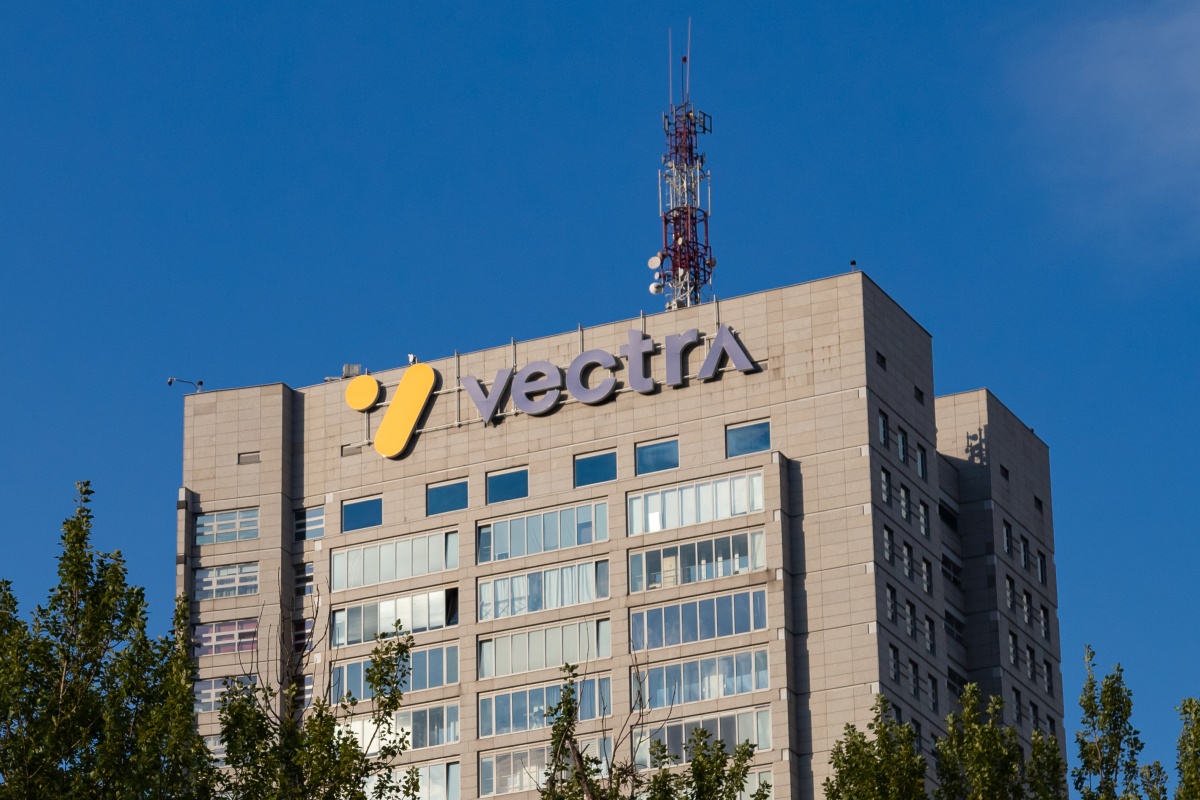 Vectra przyspiesza do 10 Gb/s