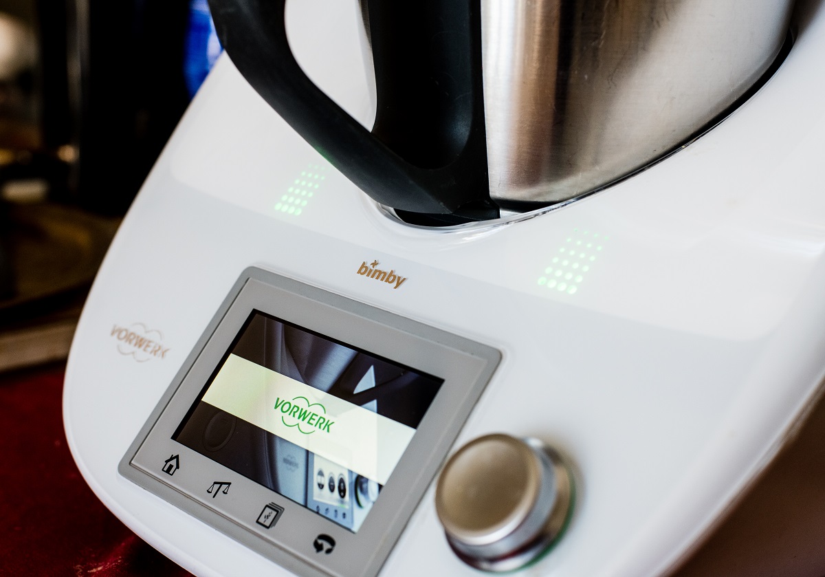 Thermomix sprzedaje się za dobrze. Złe wieści dla chętnych