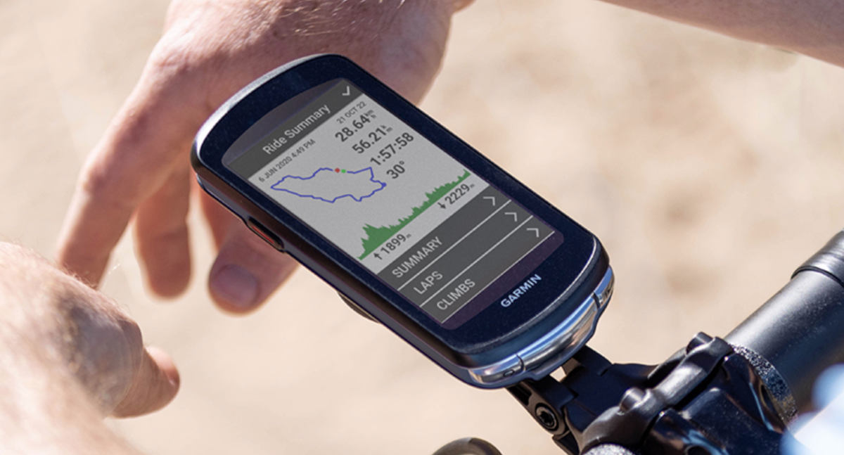 Garmin Edge 1040 Solar to nowy komputer rowerowy z zasilaniem słonecznym