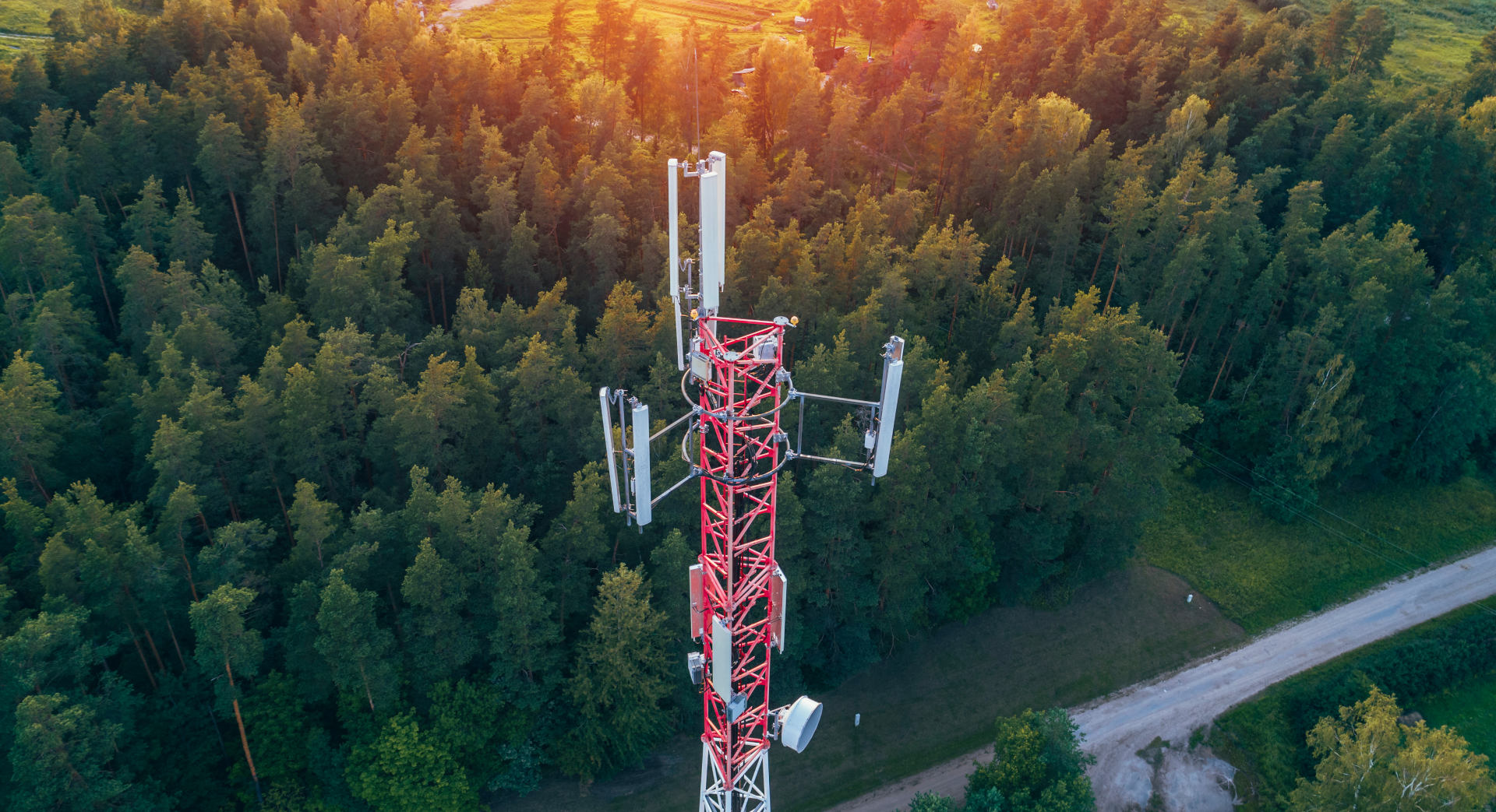 Koniec z tym 3G. Zacznijmy na serio myśleć o 5G i planować 6G