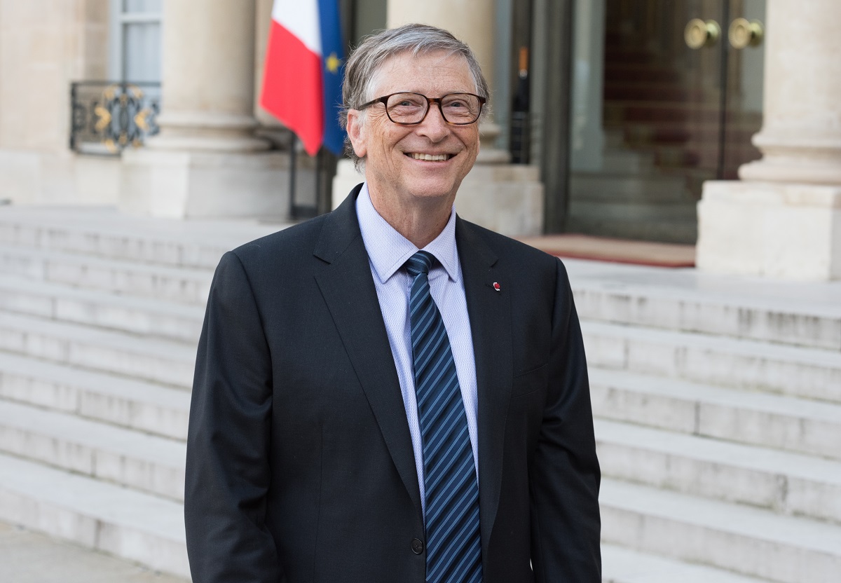 Bill Gates ostrzega, w tle grube pieniądze