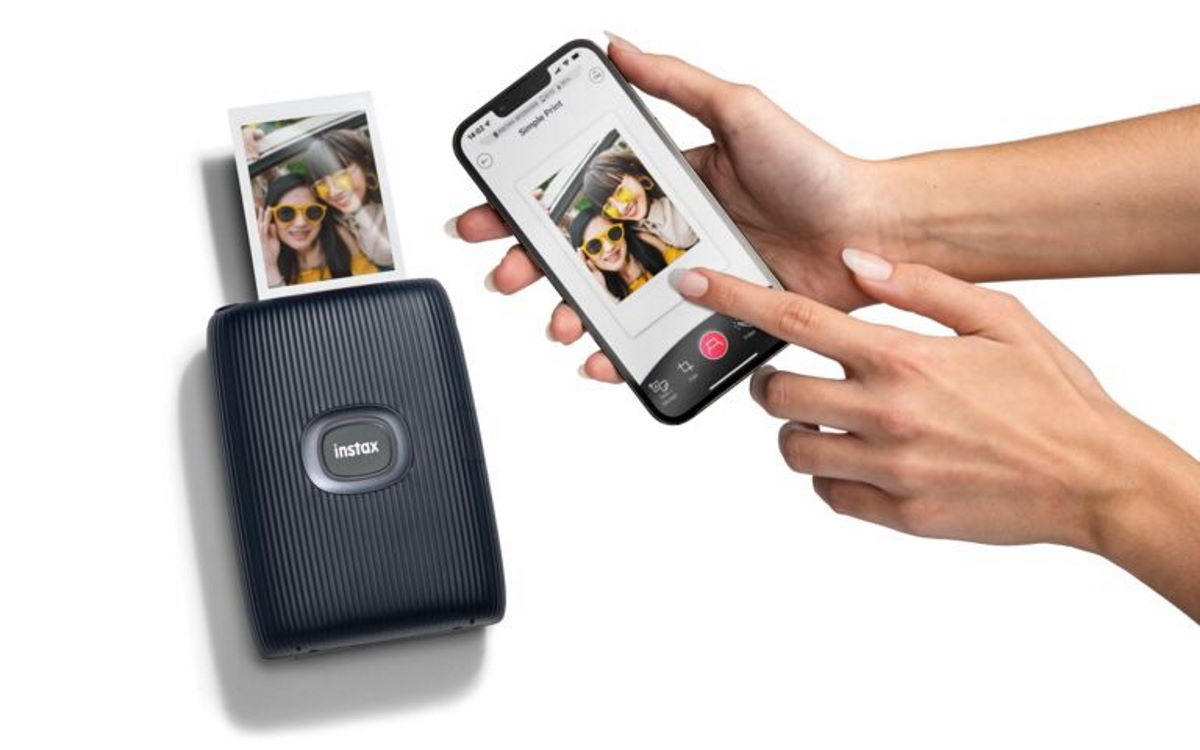 Mała, ale wariatka. Fujifilm prezentuje drukarkę instax mini Link 2