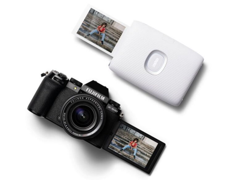 Mała, ale wariatka. Fujifilm prezentuje drukarkę instax mini Link 2