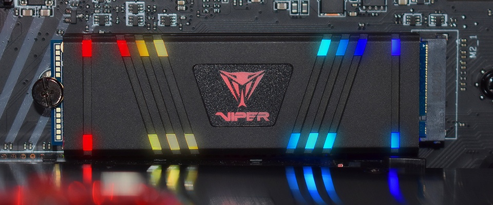 Nadciąga pierwszy nośnik SSD PCIe 4.0 x4 z RGB LED