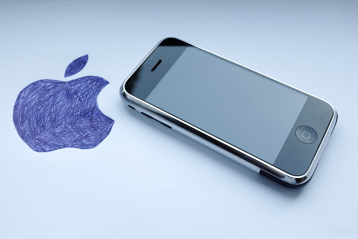 Wszystkiego dobrego! 15 lat temu do sprzedaży trafił pierwszy iPhone