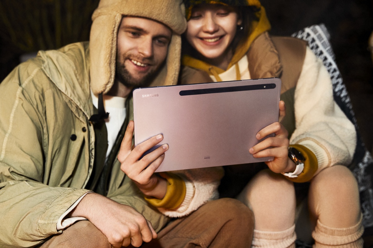 Kup tablet Samsung Galaxy Tab i zgarnij użyteczny prezent