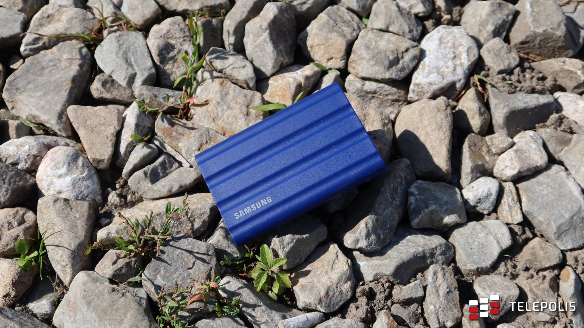 Samsung T7 Shield – test. Dysk, którym można wbijać gwoździe
