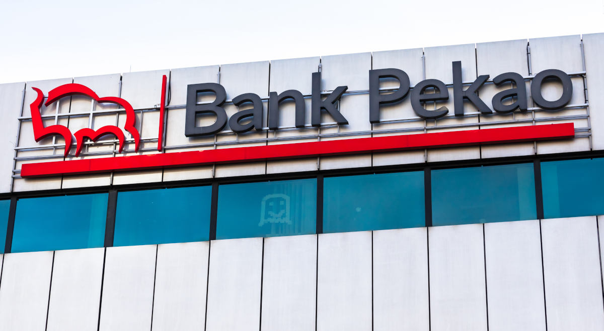 Bank Pekao da ci 200 zł. Wystarczy smartfon
