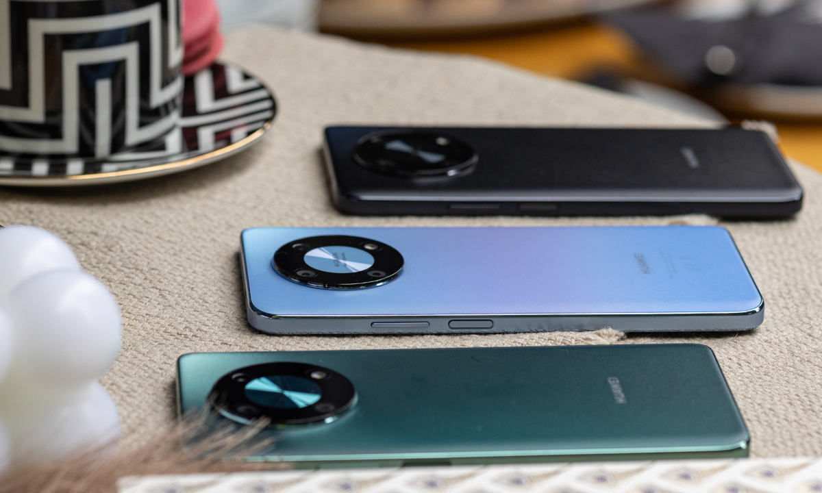Huawei Nova Y70 i Nova Y90 debiutują w Polsce. W bonusie Huawei Band 7