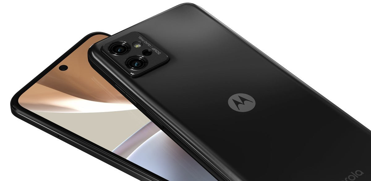 Moto G32 po cichu wchodzi do sprzedaży. To solidny średniak z paroma atutami