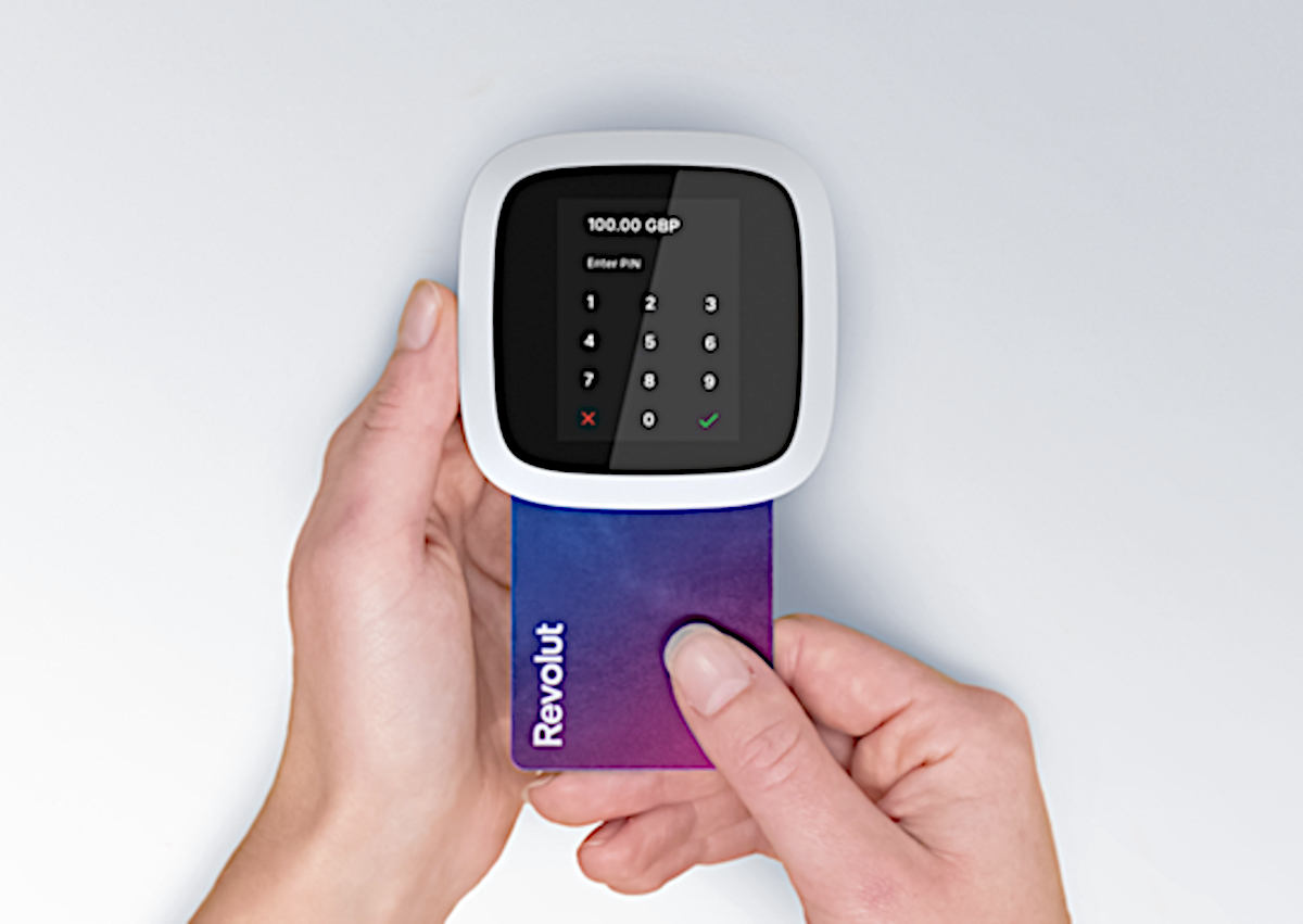 Revolut zaskakuje wydając sprzęt. Czym jest i do czego służy