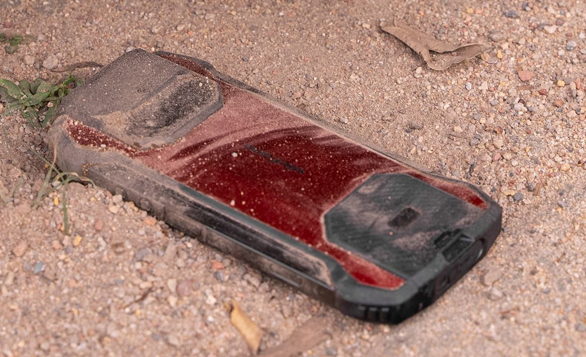 Ulefone szykuje pancerniaka z wbudowanymi słuchawkami TWS. Pomysł jak u Nokii