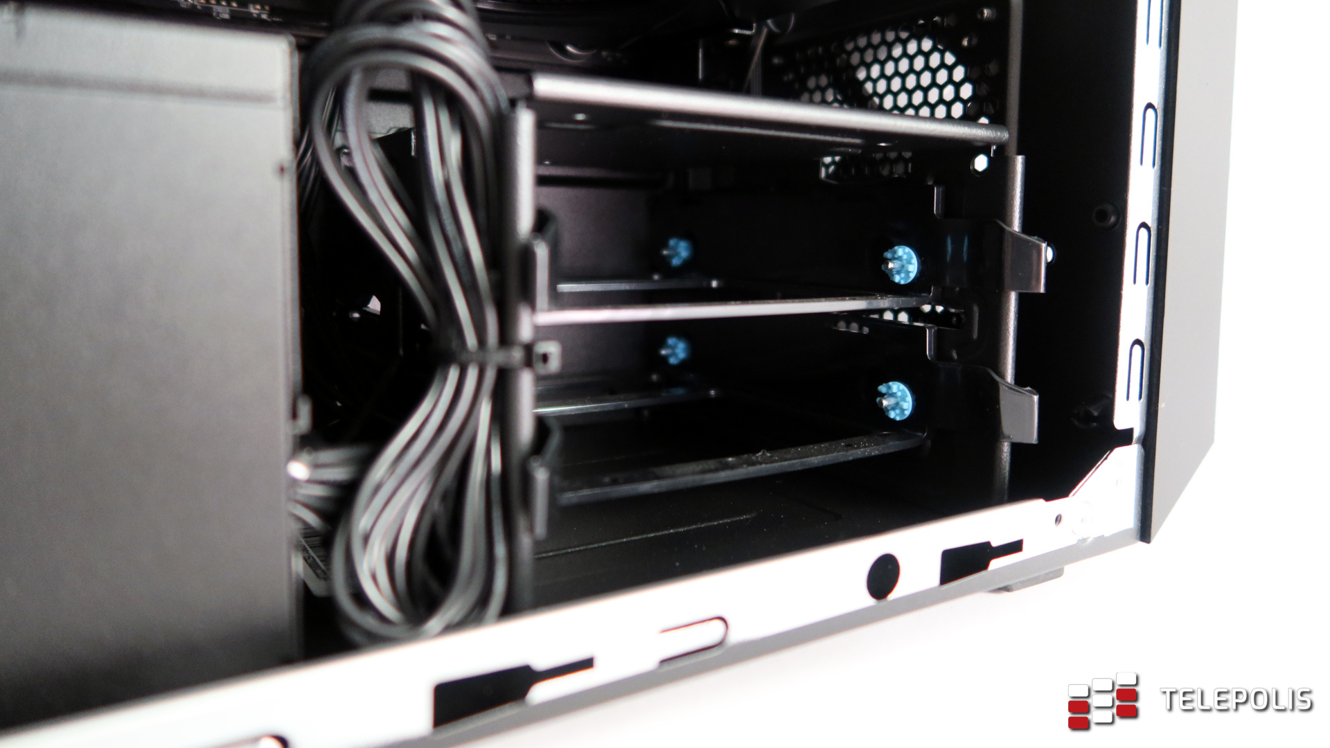Test Acer Predator Orion 3000. Klik i robisz co chcesz!