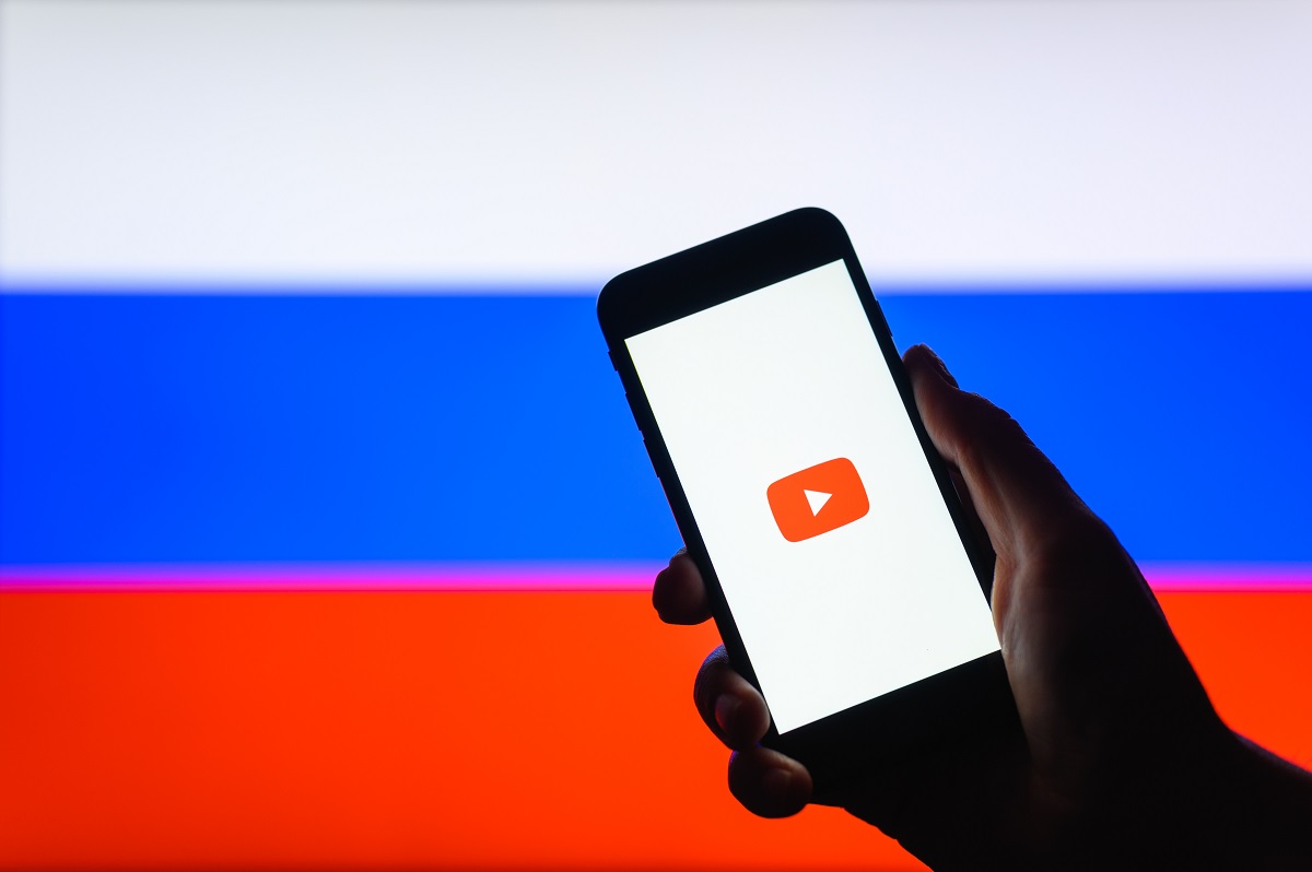 Rosja nagle udaje, że broni wolnej konkurencji i karze YouTube'a