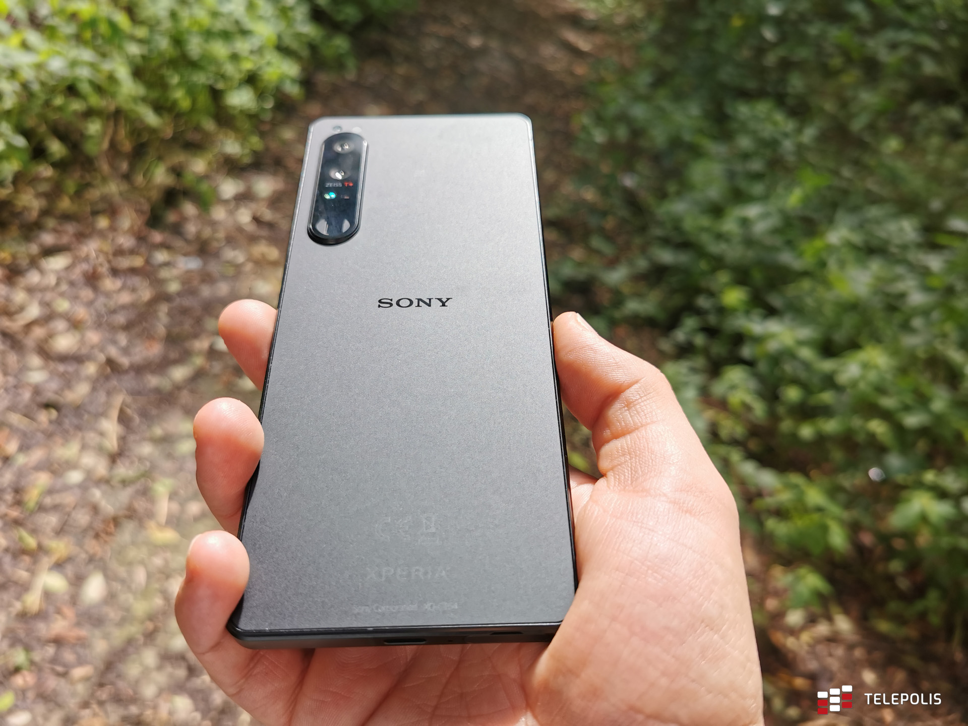 Sony Xperia 1 IV – test. Tak gorący, że aż parzy dłonie