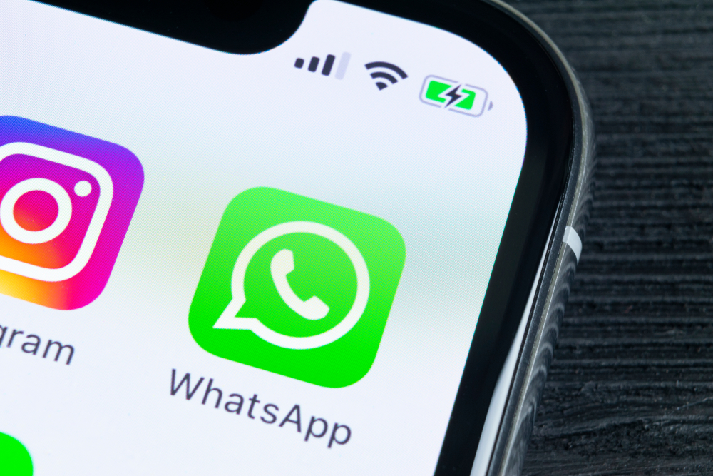 WhatsApp. Byli w tyle za konkurencją. Teraz wszystkich wyprzedzą