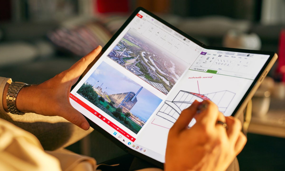 Nowa generacja Lenovo ThinkPad X1 Fold. Składany laptop z ekranem OLED