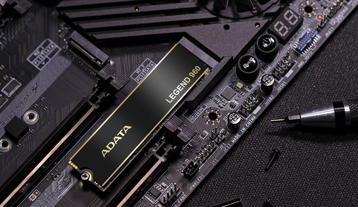 ADATA LEGEND 960 to pieruńsko wydajne nośniki SSD