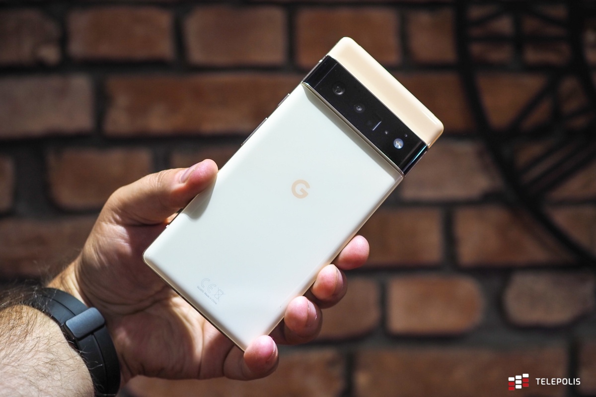 Android 12 zamiast Androida 13? Google twierdzi, że to nie błąd