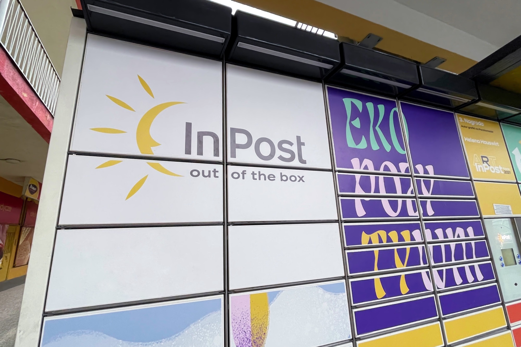 InPost pomoże zrobić porządki w szafie, a CCC da Ci za to zniżkę