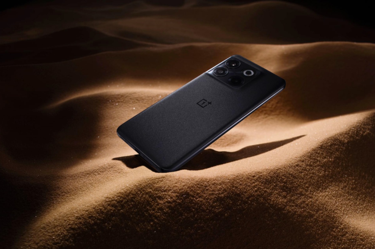 OnePlus 10T debiutuje w Polsce. W zestawie prezent