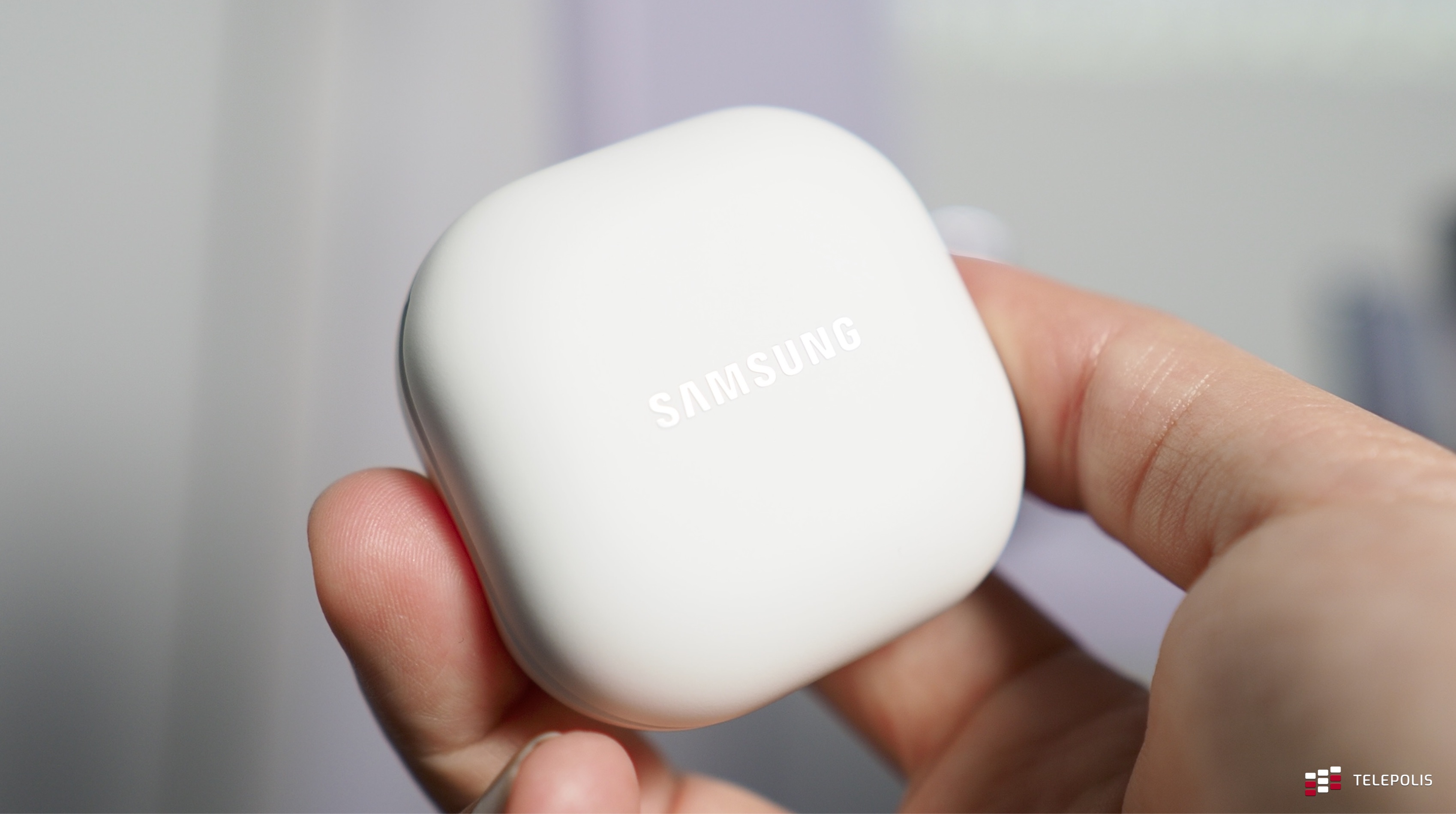 Samsung pokazał słuchawki tak lekkie, że całkiem o nich zapomnisz