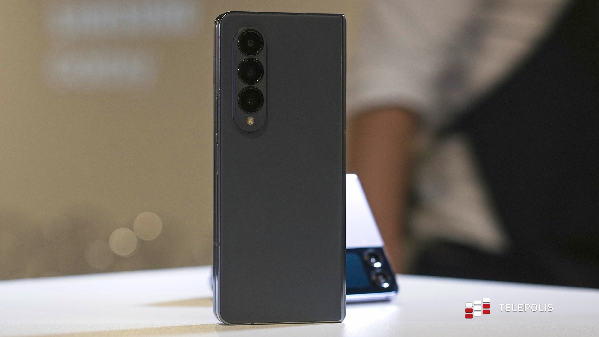Bestia, nie smartfon. Samsung Galaxy Z Fold4 zawstydza nawet komputery