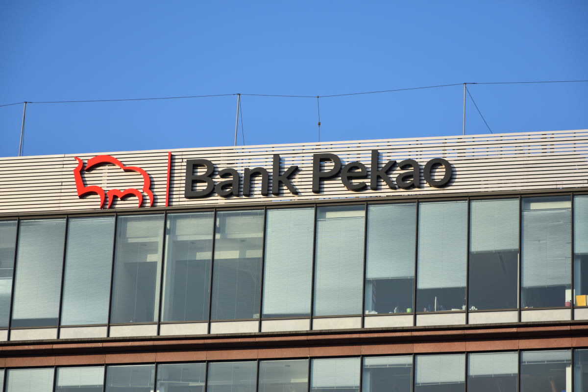Bank Pekao daje Ci 350 zł. Tyle dostaniesz w trzech nowych promocjach