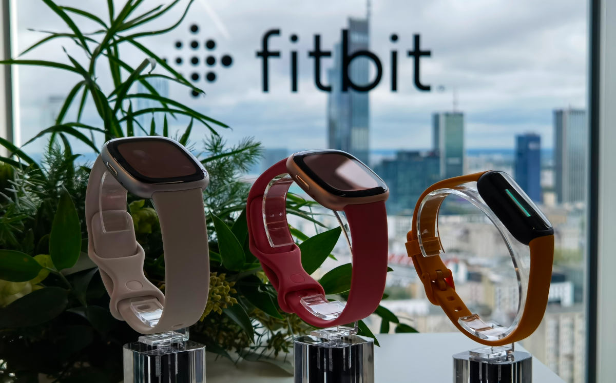 Zegarki Fitbit Sense 2 i Versa 4 oraz opaska Fitbit Inspire 3 w Polsce. Oto ceny
