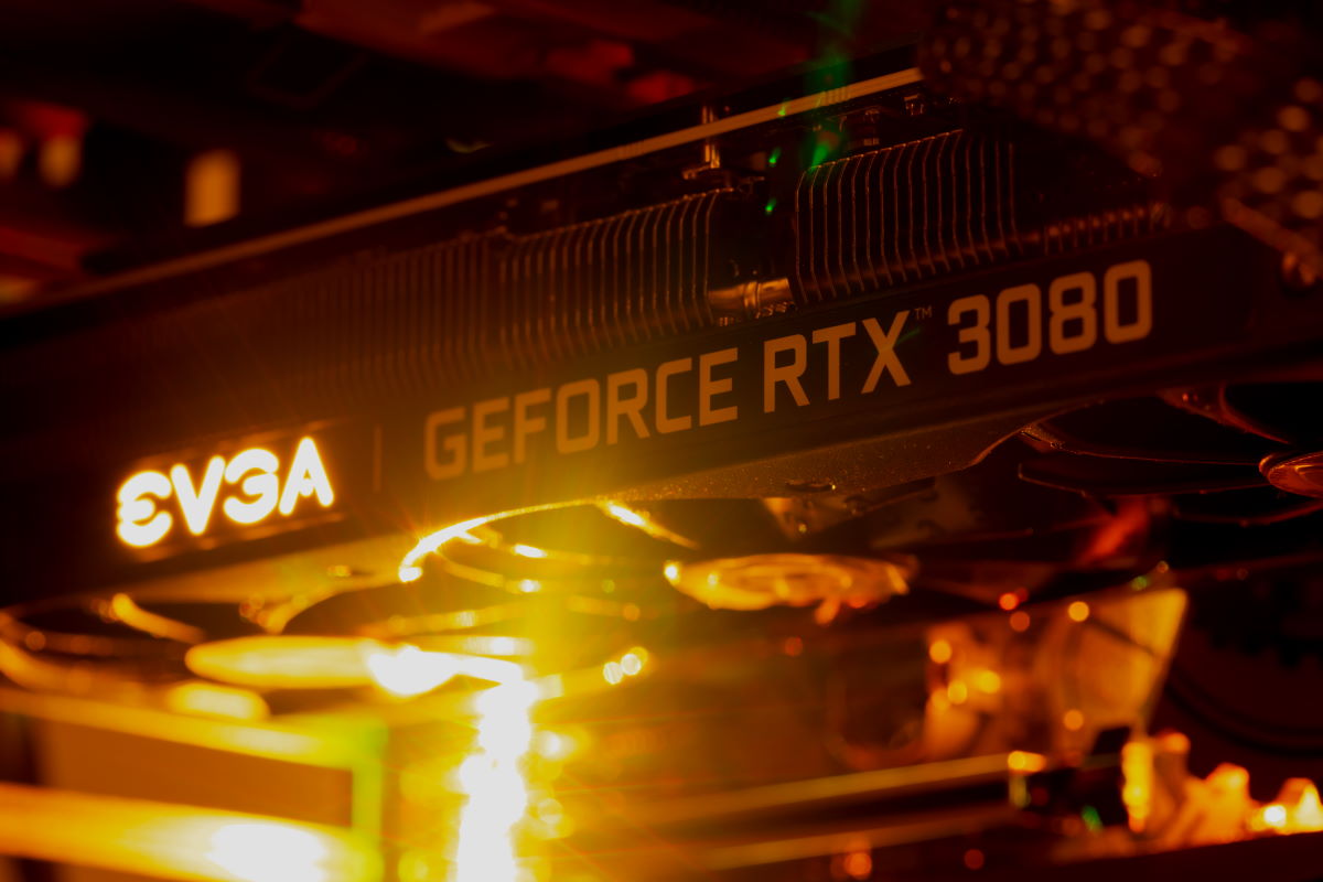 GeForce RTX 4080 w dwóch różnych wersjach. Różnice będą duże