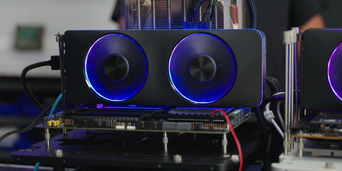 Intel prezentuje wydajność karty Arc A770. Wygląda to dobrze