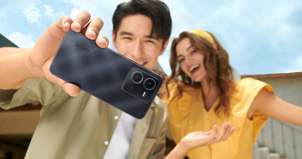 Vivo X80 Lite 5G zadebiutował w Czechach. Oto ile kosztuje
