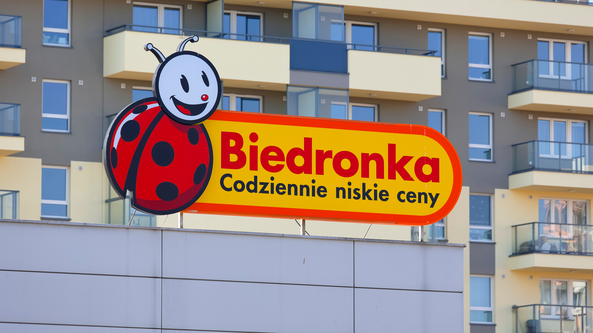Biedronka wkurzyła tysiące Polaków. Ryzykuje ponownie