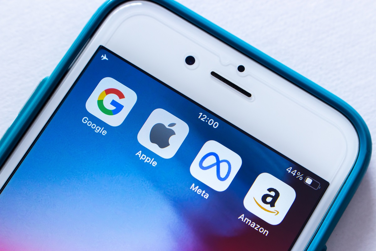 Korea uderza w Google i Facebooka. Zapłacą karę