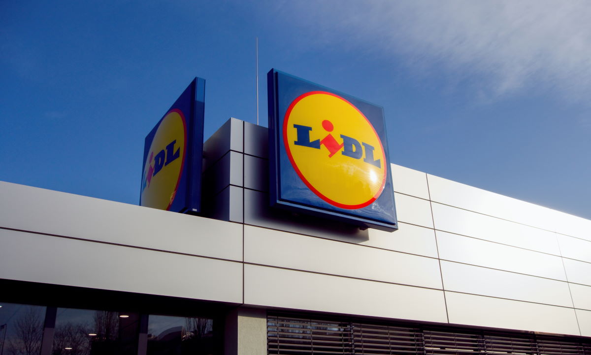 Lidl stawia tajemnicze maszyny. Oto, do czego służą