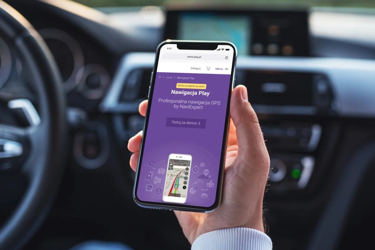 Nawigacja Play na 2 miesiące za darmo. Jest też obsługa Android Auto