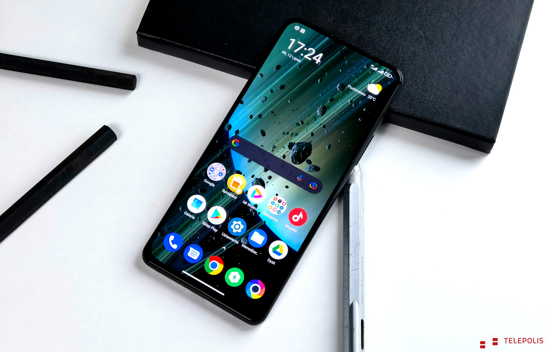 Telefon do 2500 zł – TOP 5 na wrzesień 2022
