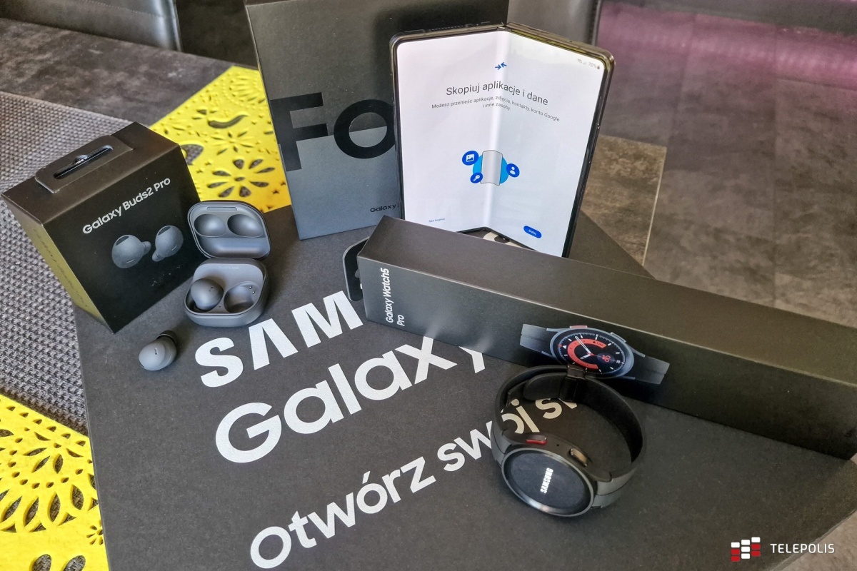 One UI 4.1.1 oraz One UI Watch 4.5 trafiają do starszych Samsungów