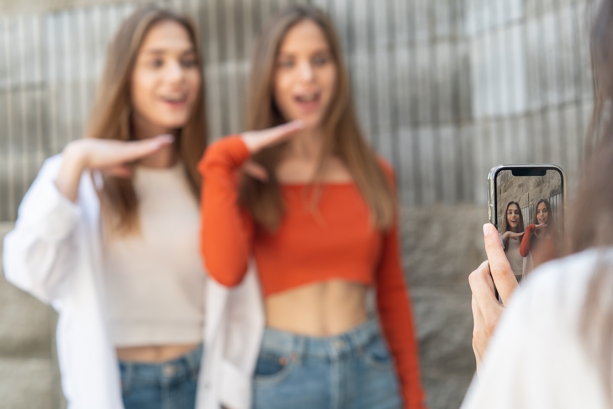 Trochę szok. TikTok śledzi cię nawet jak nie masz konta