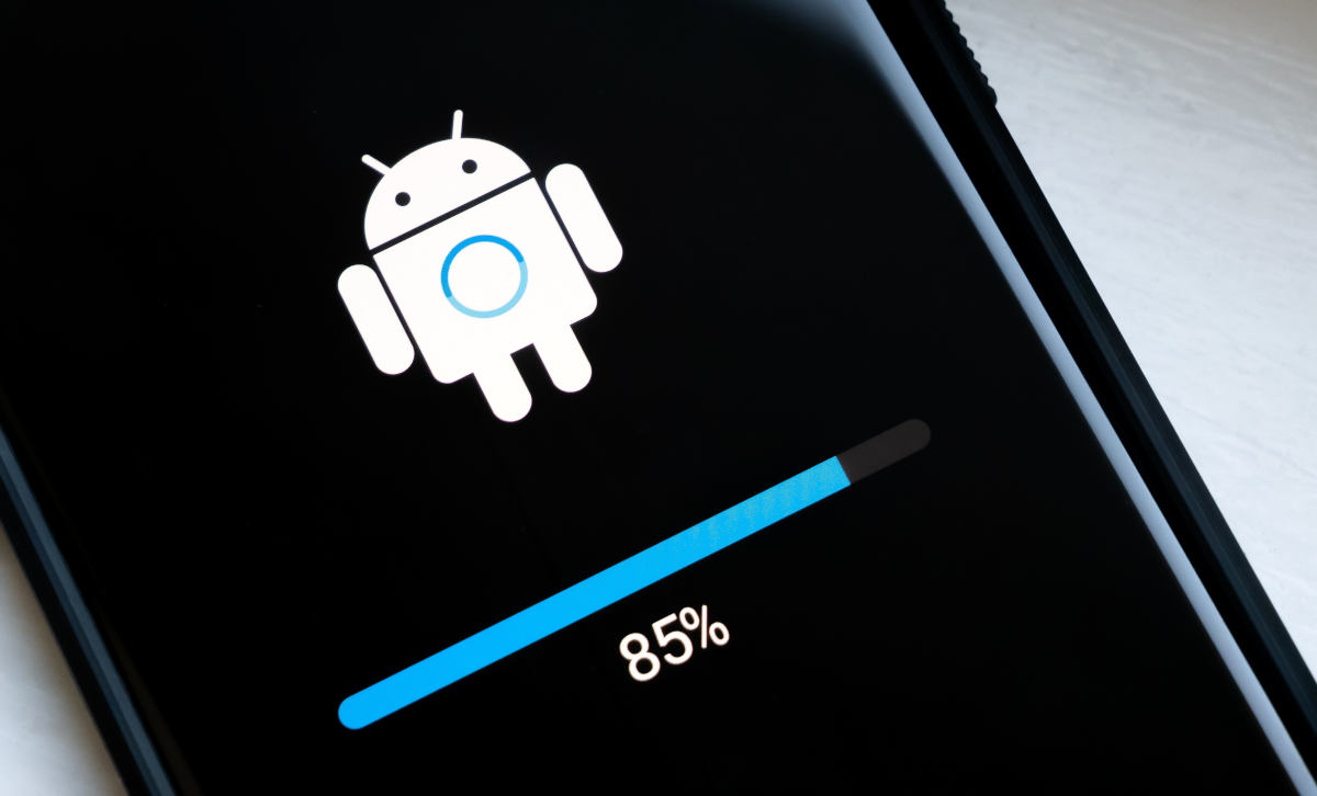 Google przedstawia Androida 13 Go edition. Jest bezpieczniej i ładniej