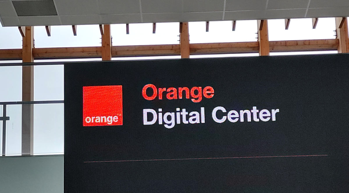 Startuje Orange Digital Center: darmowe kursy programowania, druku 3D i nowoczesnego rzemiosła