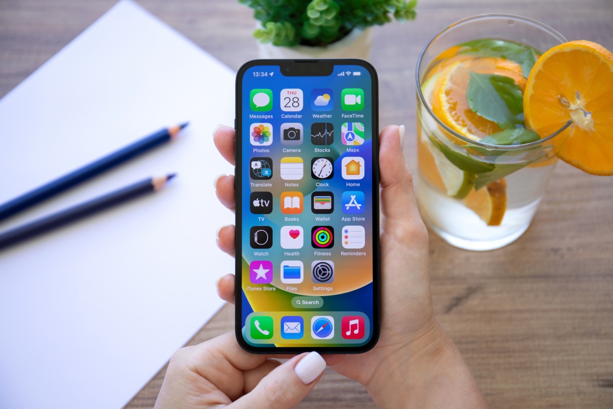 iOS 16.0.3 wydany. Apple usuwa kolejne błędy